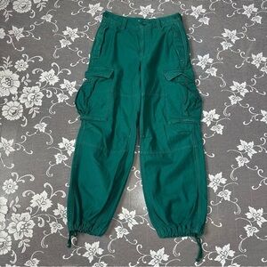 Aritzia TNA Green Cargo Pants
